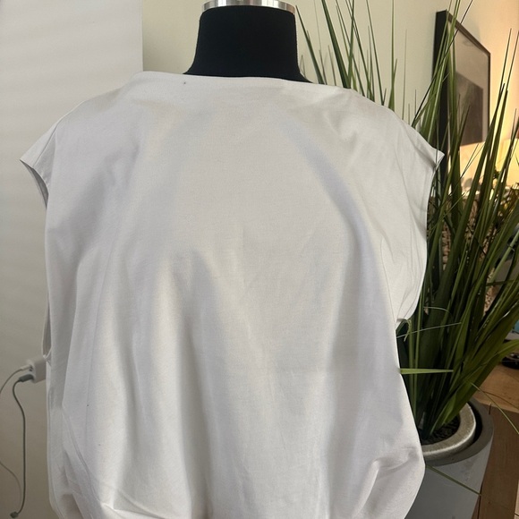 Banana Republic Bubble Top White Sleeveless XXL Top - Picture 3 of 8